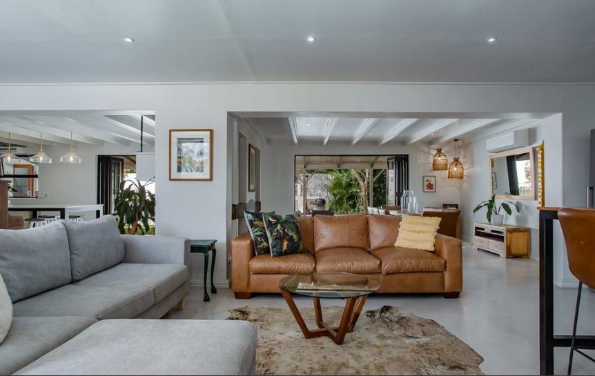 4 Bedroom Property for Sale in Vrykyk Western Cape